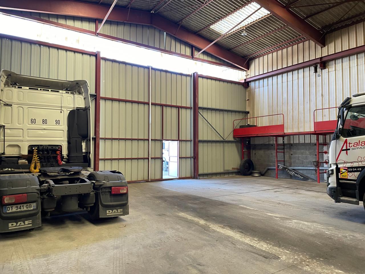 Local d'activité Vertou 375m² Location local d'activité Vertou Loire-Atlantique OLACT2530886 3
